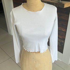 Brandy Melville lettuce cut long sleeve